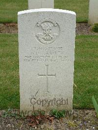 Reichswald Forest War Cemetery - Hartley, William Dennis