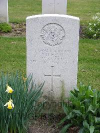 Reichswald Forest War Cemetery - Helm, Thomas Henry