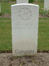 Reichswald Forest War Cemetery - Henderson, Robert Hunter