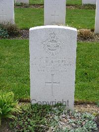 Reichswald Forest War Cemetery - Hildersley, Ronald