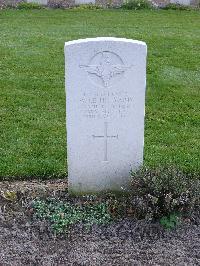 Reichswald Forest War Cemetery - Hillyard, William John Edward