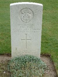 Reichswald Forest War Cemetery - Hines, James William