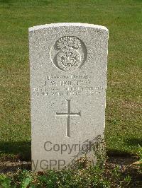 Reichswald Forest War Cemetery - Holliday, Louis William