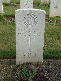 Reichswald Forest War Cemetery - Holmes, Albert Frederick