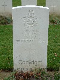 Reichswald Forest War Cemetery - Holmes, John Richard