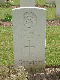 Reichswald Forest War Cemetery - Hoult, William