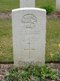 Reichswald Forest War Cemetery - Howarth, Eric William