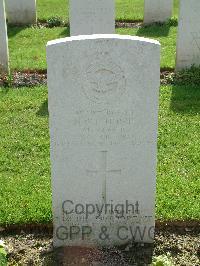 Reichswald Forest War Cemetery - Howe, Harry William Frederick