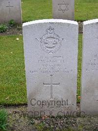 Reichswald Forest War Cemetery - Howell, Thomas Henry