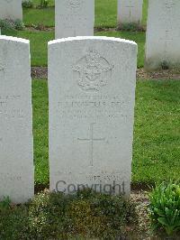 Reichswald Forest War Cemetery - Howells, Francis John