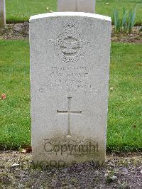 Reichswald Forest War Cemetery - Howie, Charles William