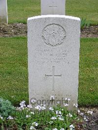 Reichswald Forest War Cemetery - Hughes, George Harold