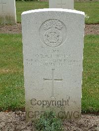 Reichswald Forest War Cemetery - Hughes, Owain Elwy Huws