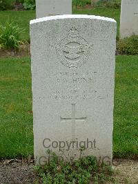 Reichswald Forest War Cemetery - Hunt, Richard William