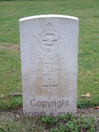 Reichswald Forest War Cemetery - Huntley, Frederick Hope