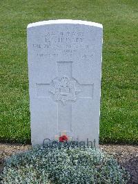 Reichswald Forest War Cemetery - Huxley, Edward Horace