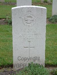 Reichswald Forest War Cemetery - Hynd, William