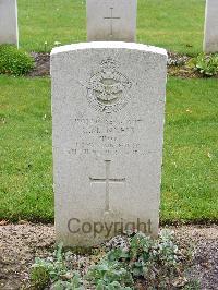 Reichswald Forest War Cemetery - Inness, George Matthew