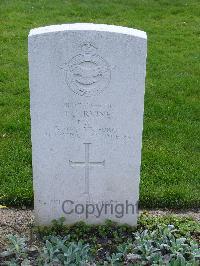 Reichswald Forest War Cemetery - Irvine, John Lawrence