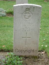 Reichswald Forest War Cemetery - Isaac, James