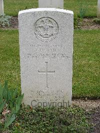 Reichswald Forest War Cemetery - Johl, Carl Henry