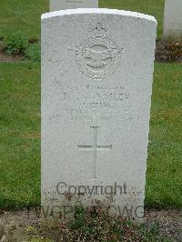 Reichswald Forest War Cemetery - Kearsley, Bernard Thomas