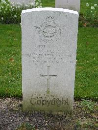 Reichswald Forest War Cemetery - Kelly, Ernest George