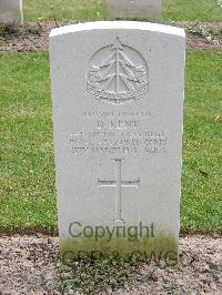 Reichswald Forest War Cemetery - Kent, Denis