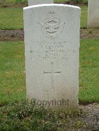 Reichswald Forest War Cemetery - Kenyon, John