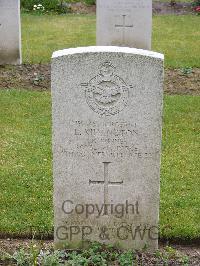 Reichswald Forest War Cemetery - Kilvington, Lewis