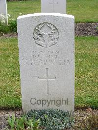 Reichswald Forest War Cemetery - Knight, Donald Trevor