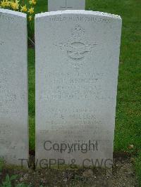 Reichswald Forest War Cemetery - Knight, Ernest Percival