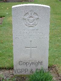 Reichswald Forest War Cemetery - Langham, Keith Oswald