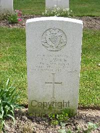 Reichswald Forest War Cemetery - Lawrie, John Frederick