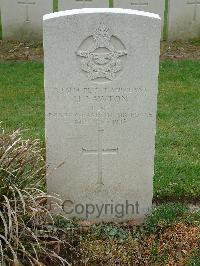 Reichswald Forest War Cemetery - Lawton, Harry