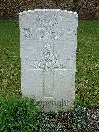 Reichswald Forest War Cemetery - Lay, Eric Donald