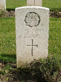 Reichswald Forest War Cemetery - Lees, Frederick