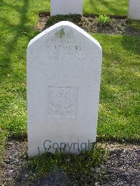 Reichswald Forest War Cemetery - Lewicki, Cezary