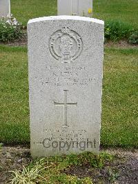 Reichswald Forest War Cemetery - Lewis, Ronald