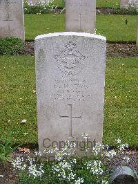 Reichswald Forest War Cemetery - Lewis, Thomas Glendenning Harries