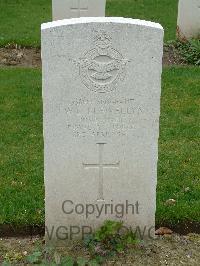 Reichswald Forest War Cemetery - Llewellyn, Idrys Wyn Lloyd