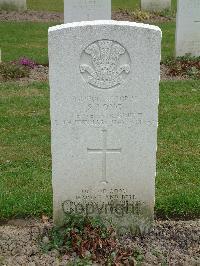 Reichswald Forest War Cemetery - Long, Stanley