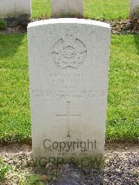 Reichswald Forest War Cemetery - Love, Charles Henry