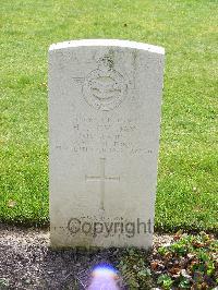 Reichswald Forest War Cemetery - Loveday, Harold James