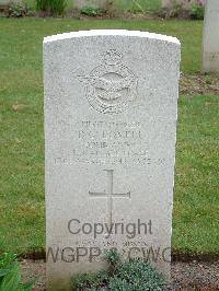 Reichswald Forest War Cemetery - Lovell, Derek Graham