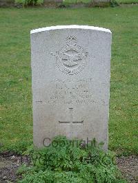 Reichswald Forest War Cemetery - Low, Ronald Albert