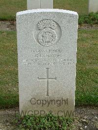 Reichswald Forest War Cemetery - Lowe, George Cyril