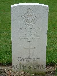 Reichswald Forest War Cemetery - Lupton, John Thomas