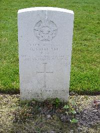 Reichswald Forest War Cemetery - MacNeil, Donald Bernard