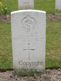 Reichswald Forest War Cemetery - MacKay, Roger Douglas